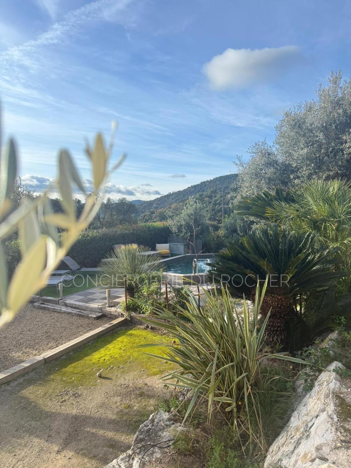 Sublime Villa Climatisee Avec Piscine Vue Mer Et Collines Le Plan-de-la-Tour Esterno foto